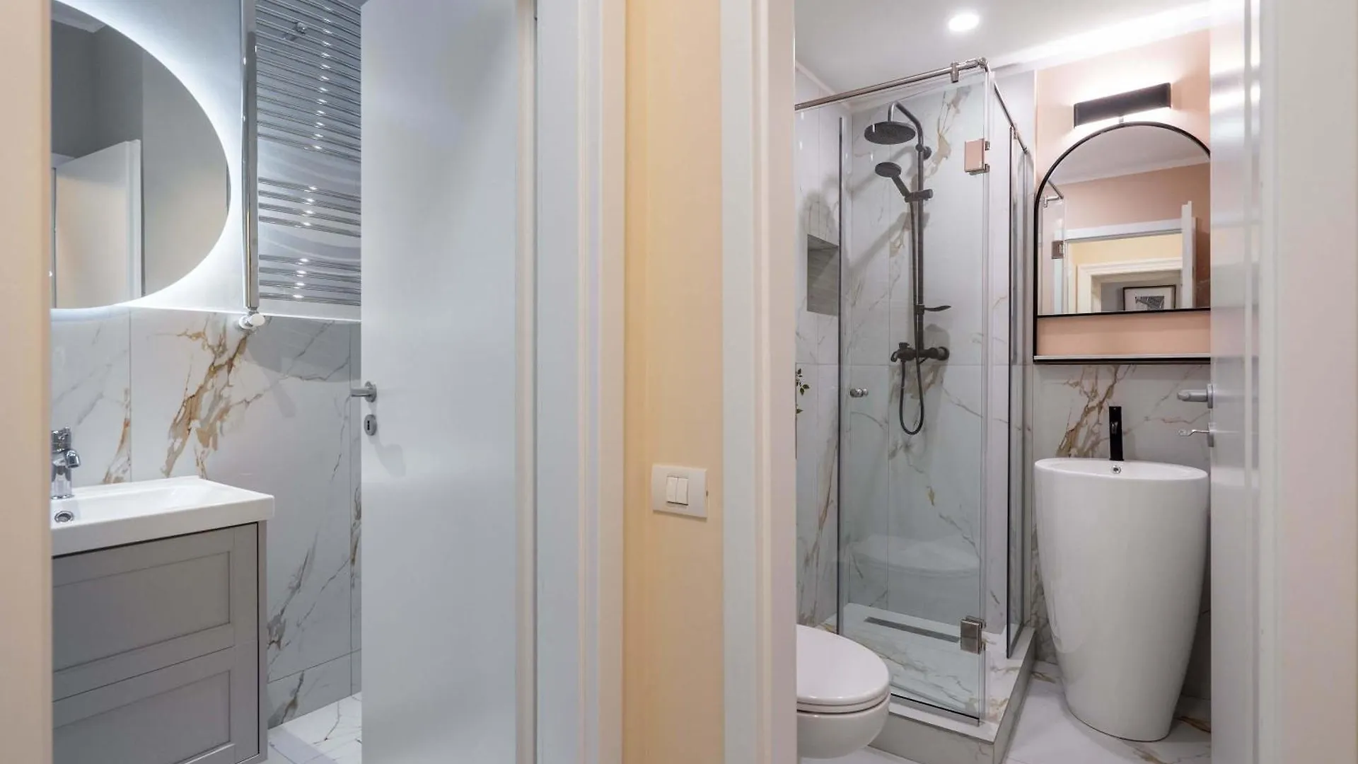 Elegant 3Br Flat Steps From Romanian Athenaeum Bukarest Lejlighed