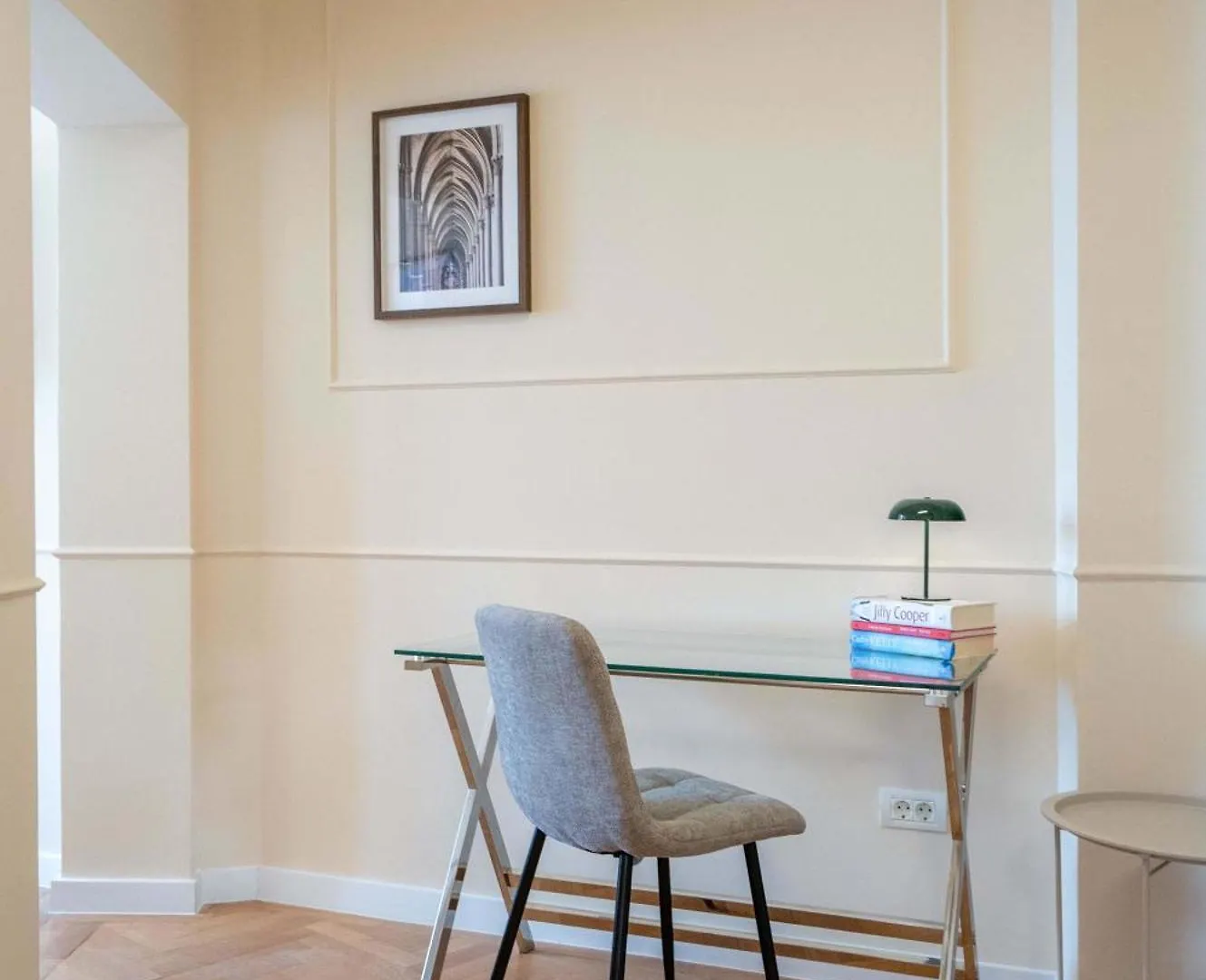 Elegant 3Br Flat Steps From Romanian Athenaeum Bucharest Apartment